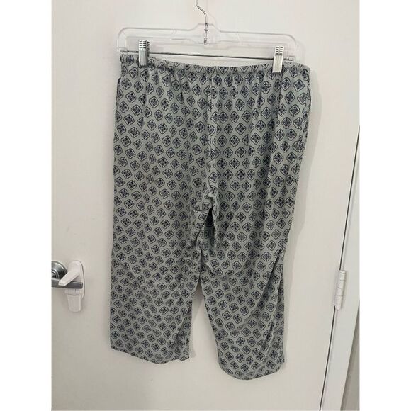 Jane and Bleecker Capri Pajama Pants - Picture 2 of 3
